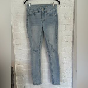 Seven7 | Womens | Light Wash Denim Jeans | Size 2